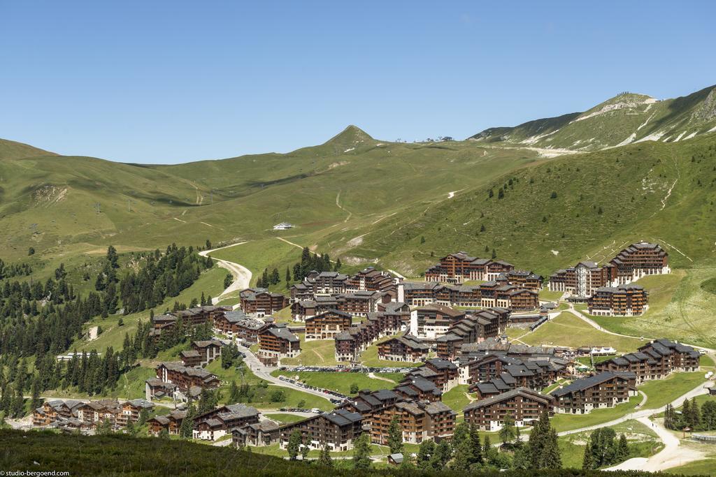 Residence Pierre & Vacances Les Gemeaux La Plagne Exteriör bild